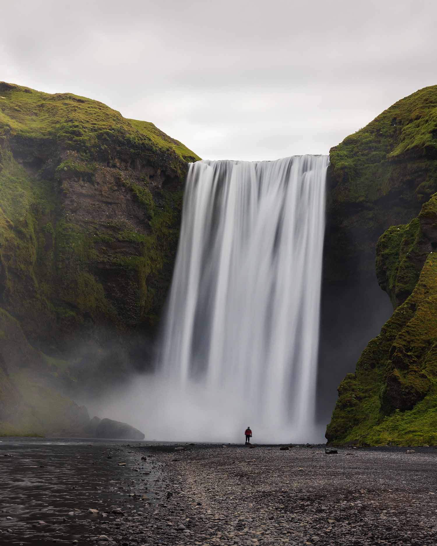 Skogafoss, la plus connue des cascades d'Islande
