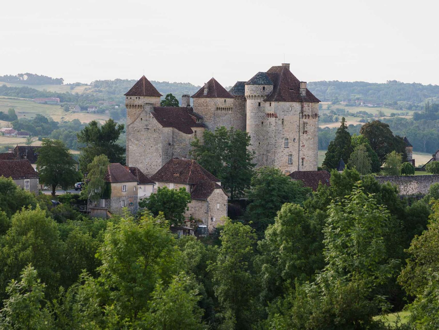Les 10 plus beaux villages de Corrèze à visiter absolument ...