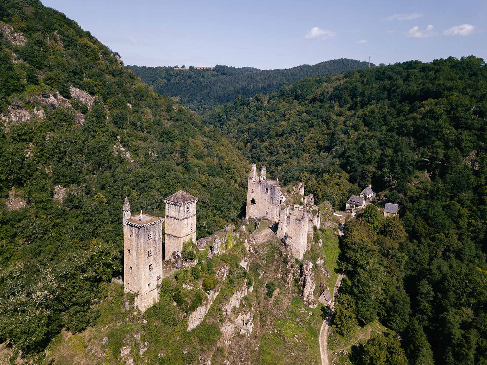 Les Tours de Merle en Corrèze vues depuis les airs