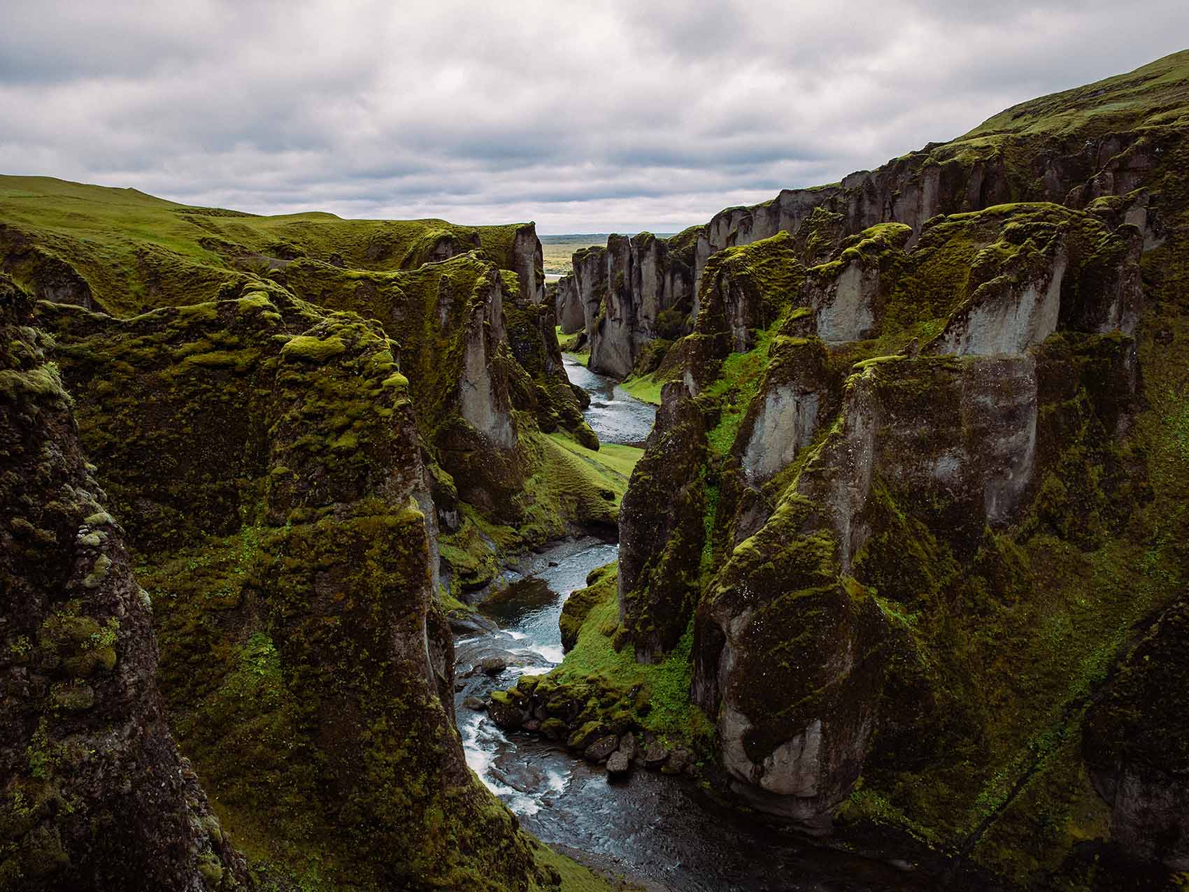 Canyon de Fjaðrárgljúfur en Islande