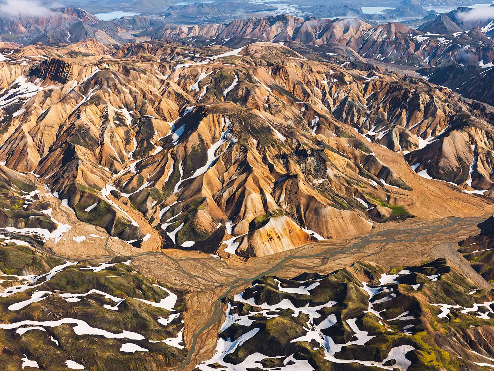 Le Landmannalaugar vu depuis les airs