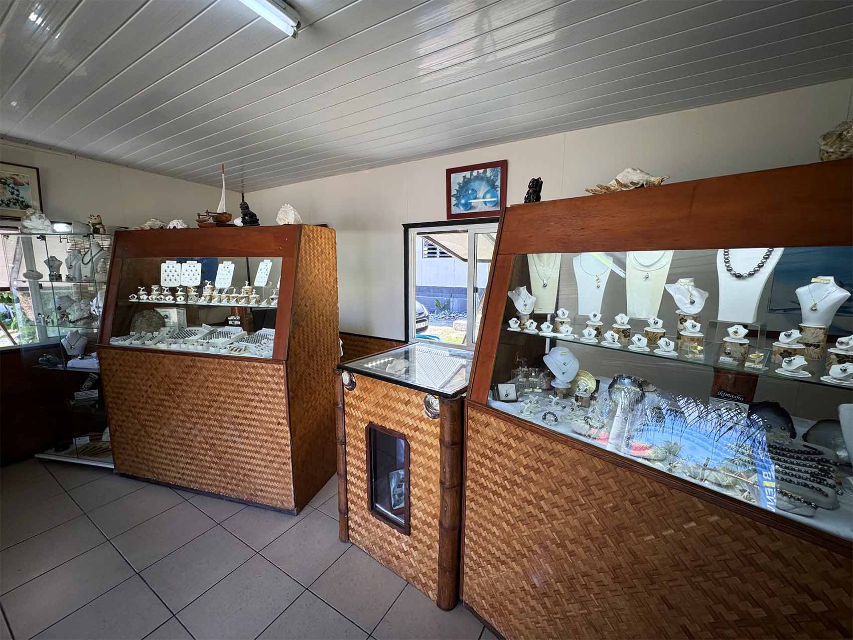 Souvenirs de Polynésie - Boutique Ikimasho de Rangiroa