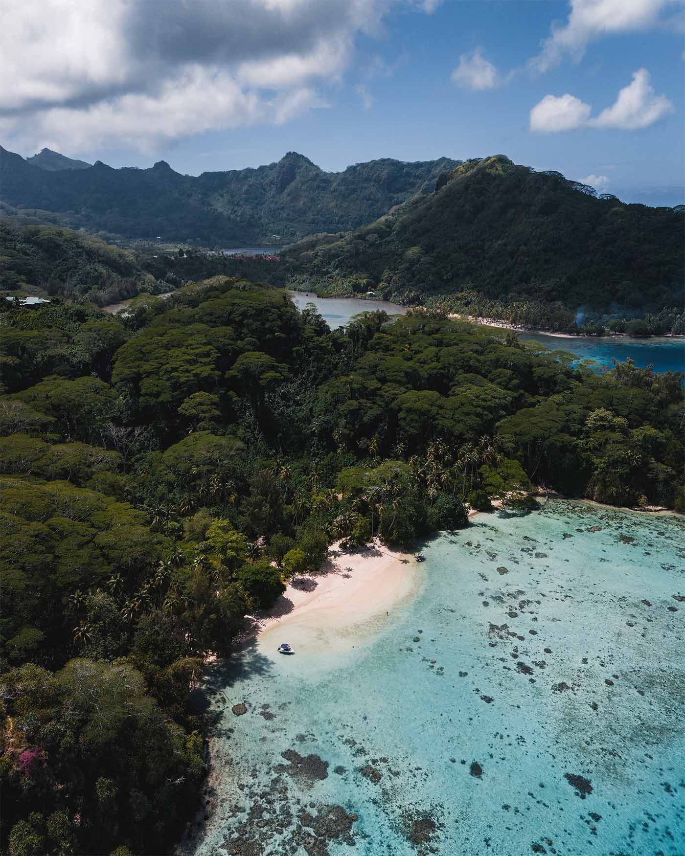 Plage d'Hana Iti à Huahine - Une de nos plus belles plages en Polynésie