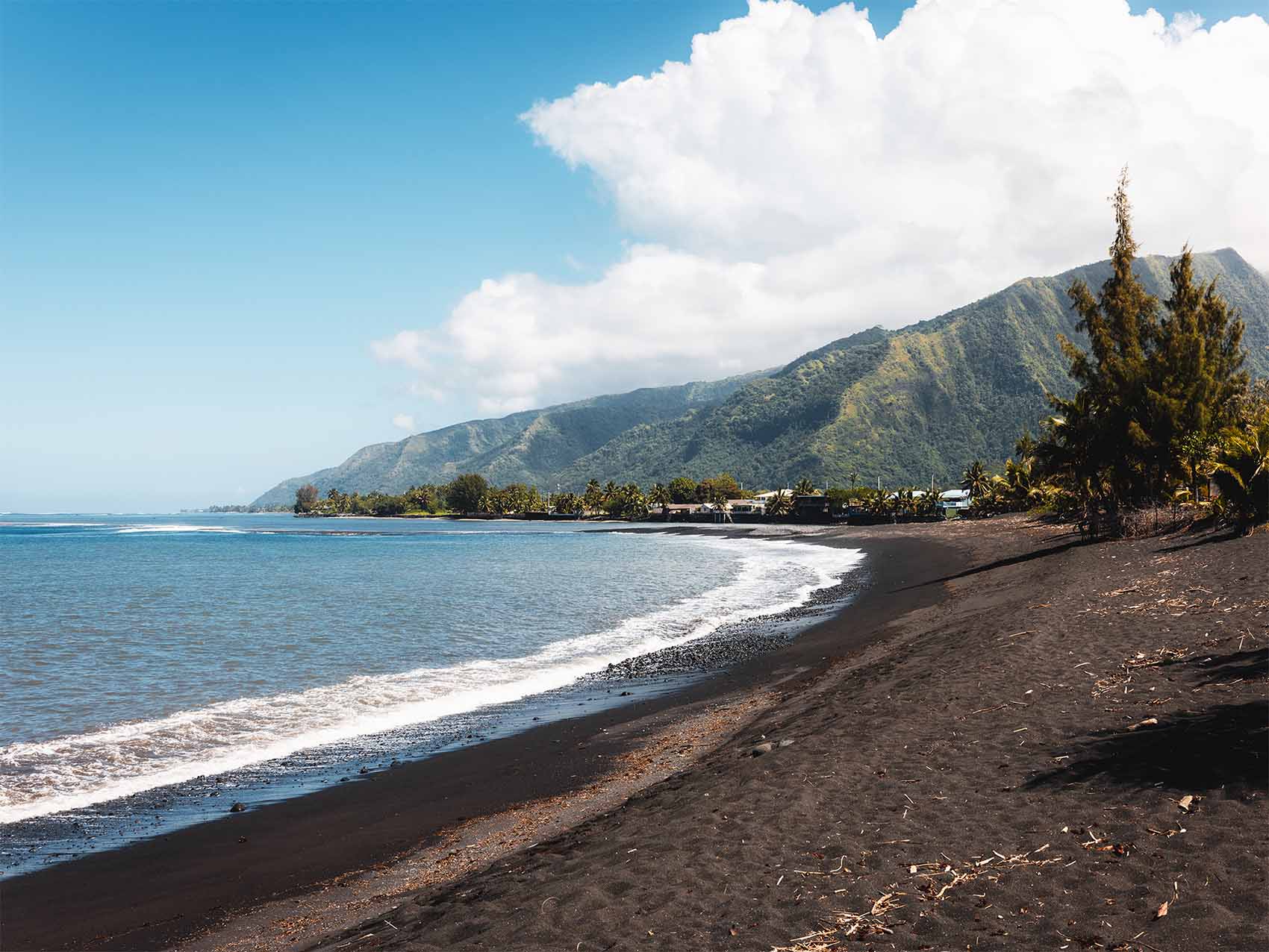 Plage Taharuu à Tahiti