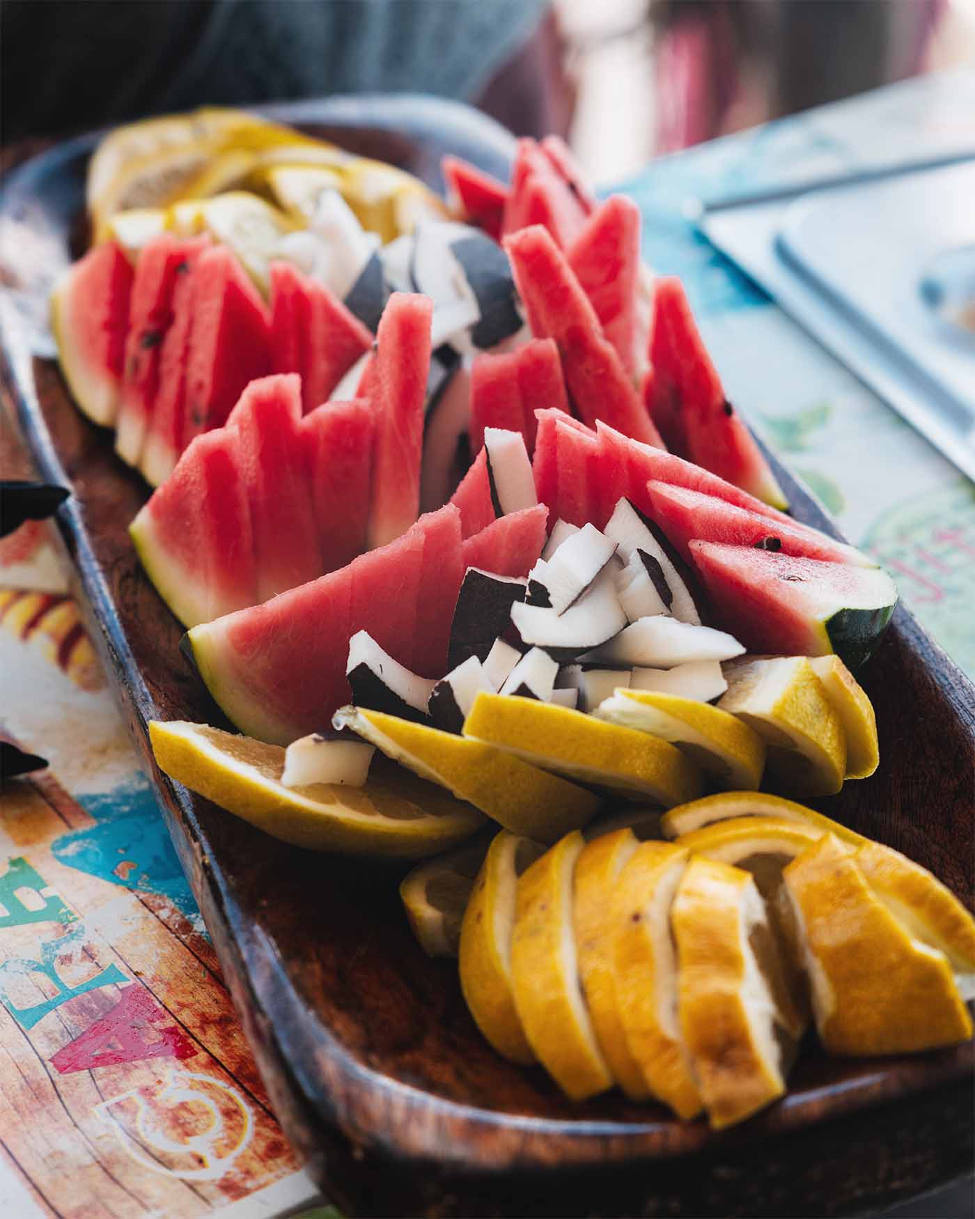 Dégustation de fruits Huahine Nautique