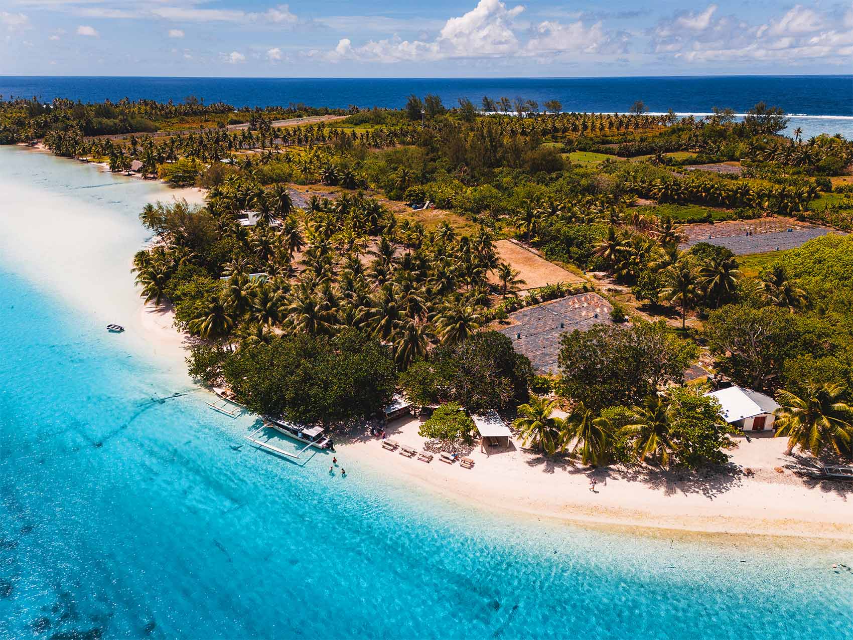 Déjeuner sur un motu avec Huahine Nautique