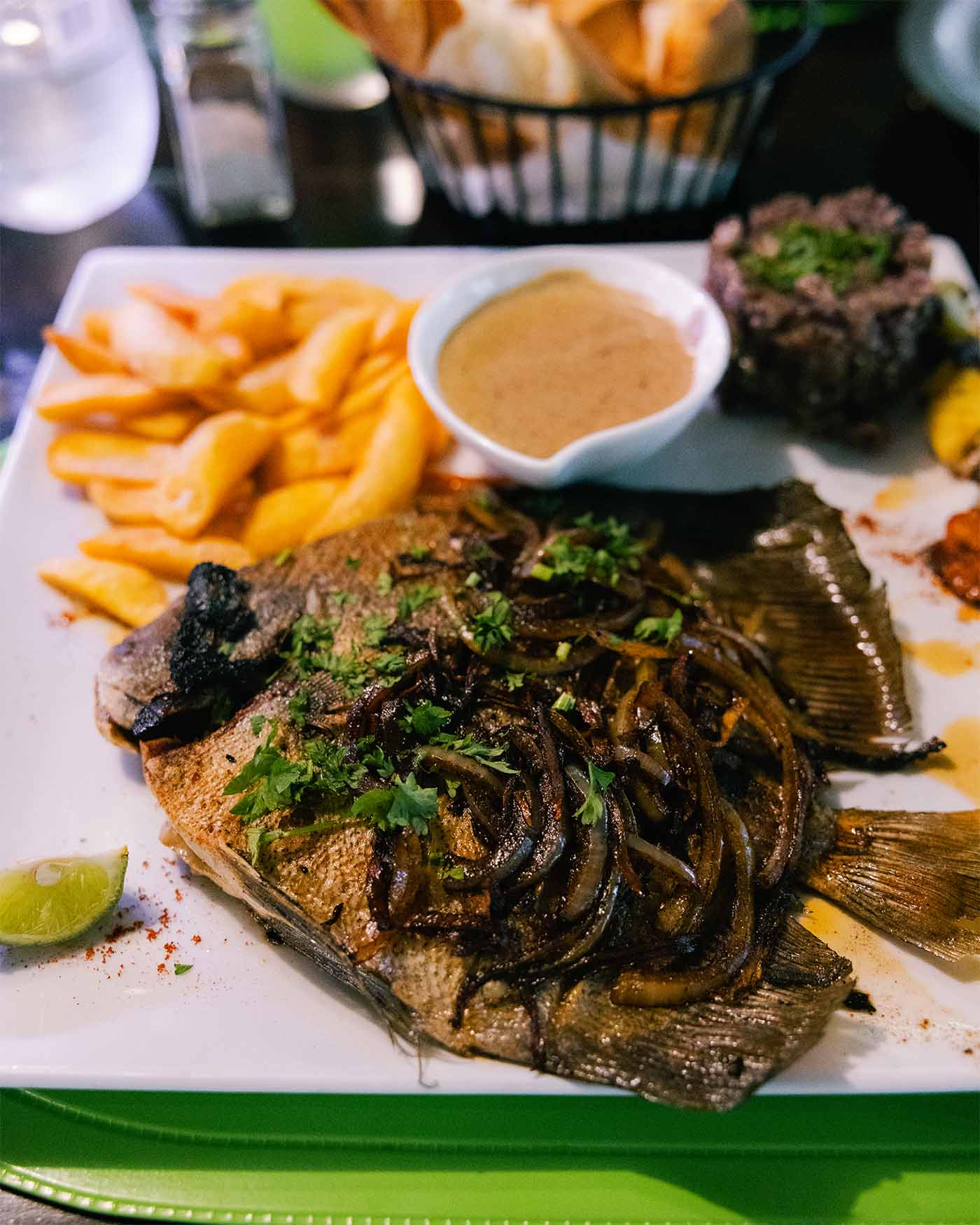 Paraha Peue grillé au Lézard Jaune Café