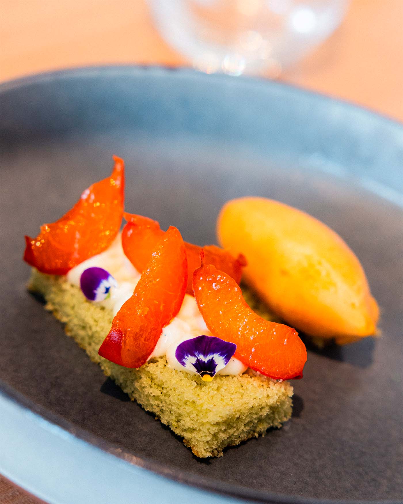 Dessert au restaurant Ozart à Villeneuve d'Aveyron