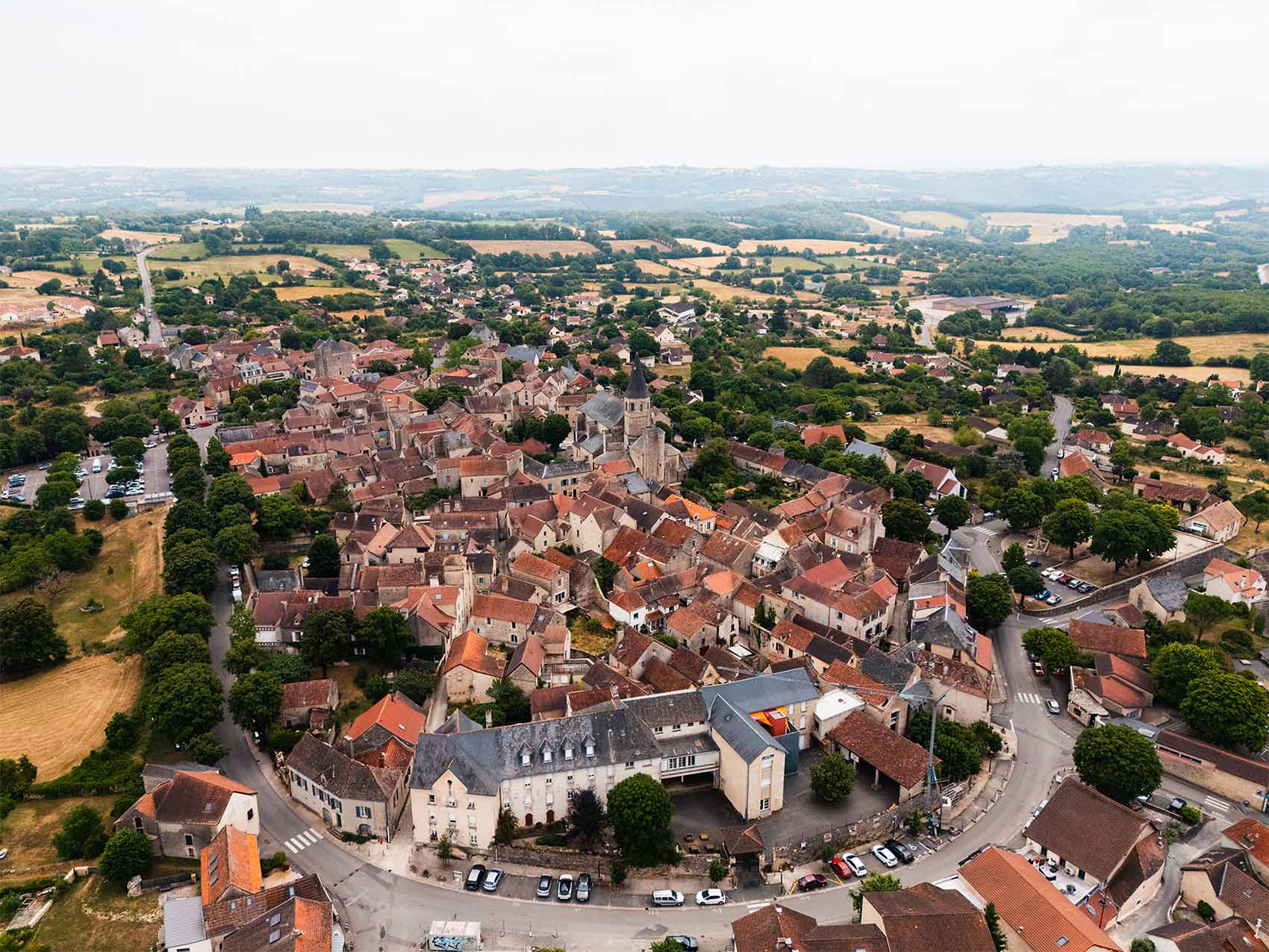 Villeneuve d'Aveyron depuis les airs - Bastides et Gorges de l’Aveyron 