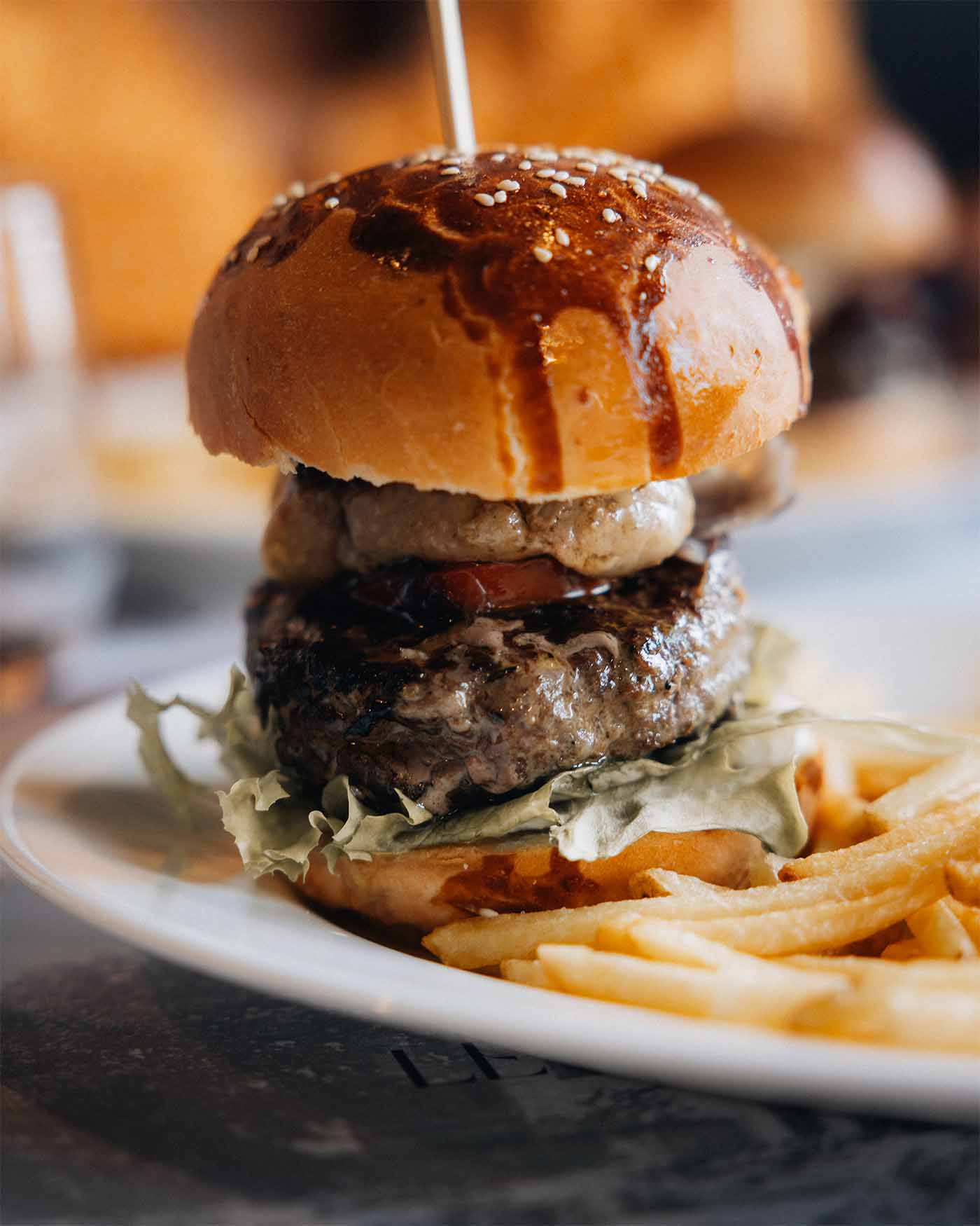 Burger du Périgord au café du Commerce de Grandson