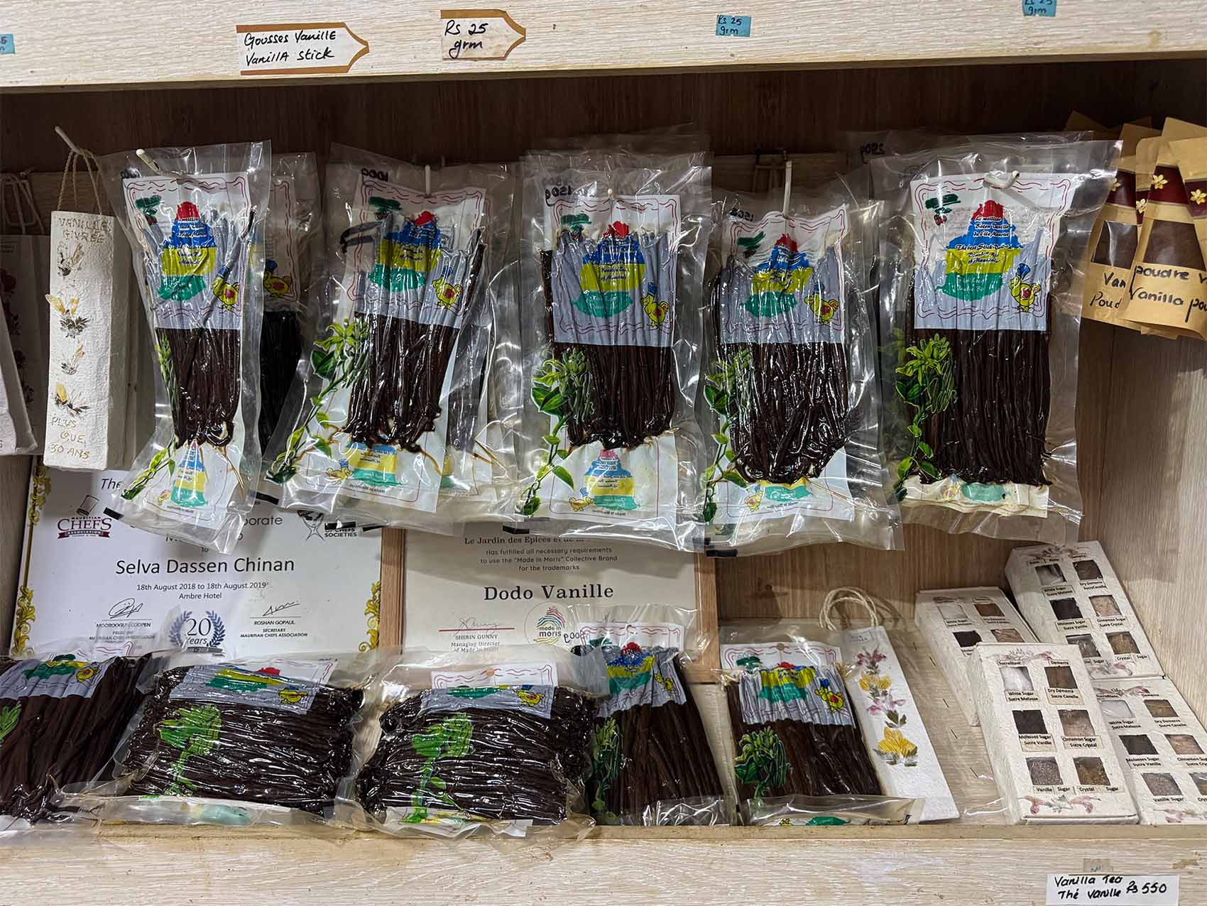 Gousses de vanille à vendre à la plantation de vanille de Saint-Julien d’Hotman à l'Île Maurice